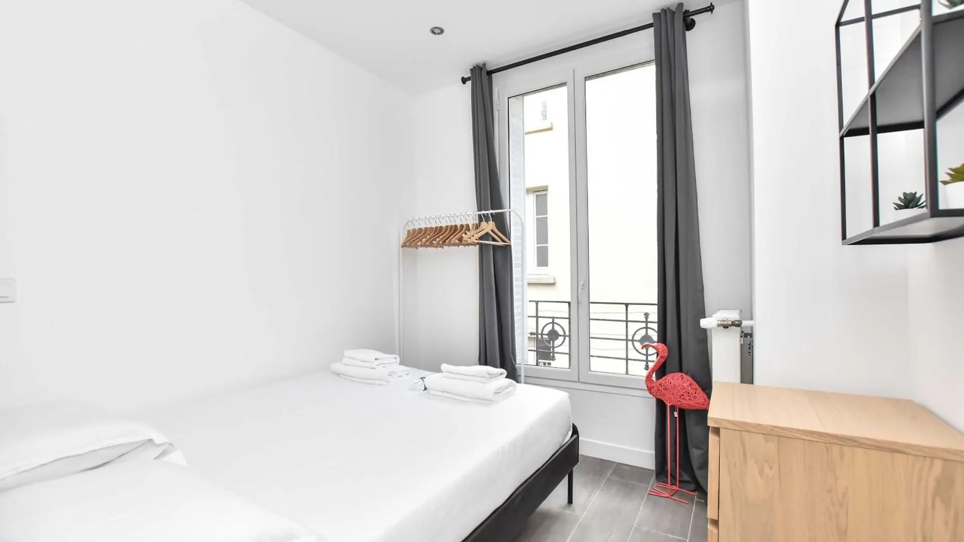 Amazing Apartement 4br Menilmontant Apartment Paris